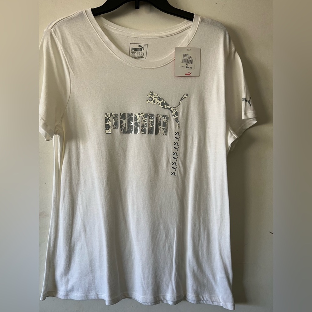 NWT Beautiful Puma T-shirt.